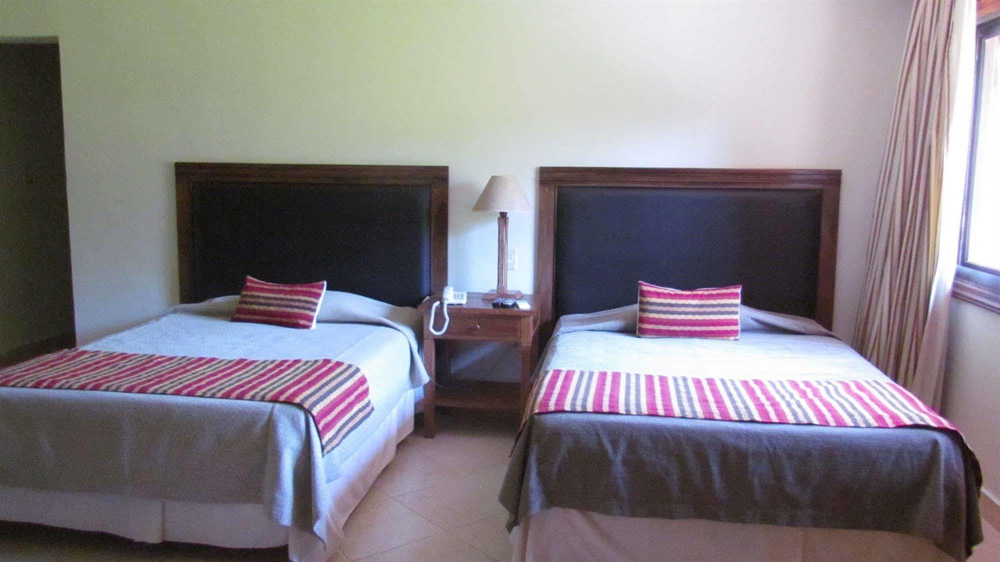 Lambare Terrazas Del Sol Apart-Hotel المظهر الخارجي الصورة